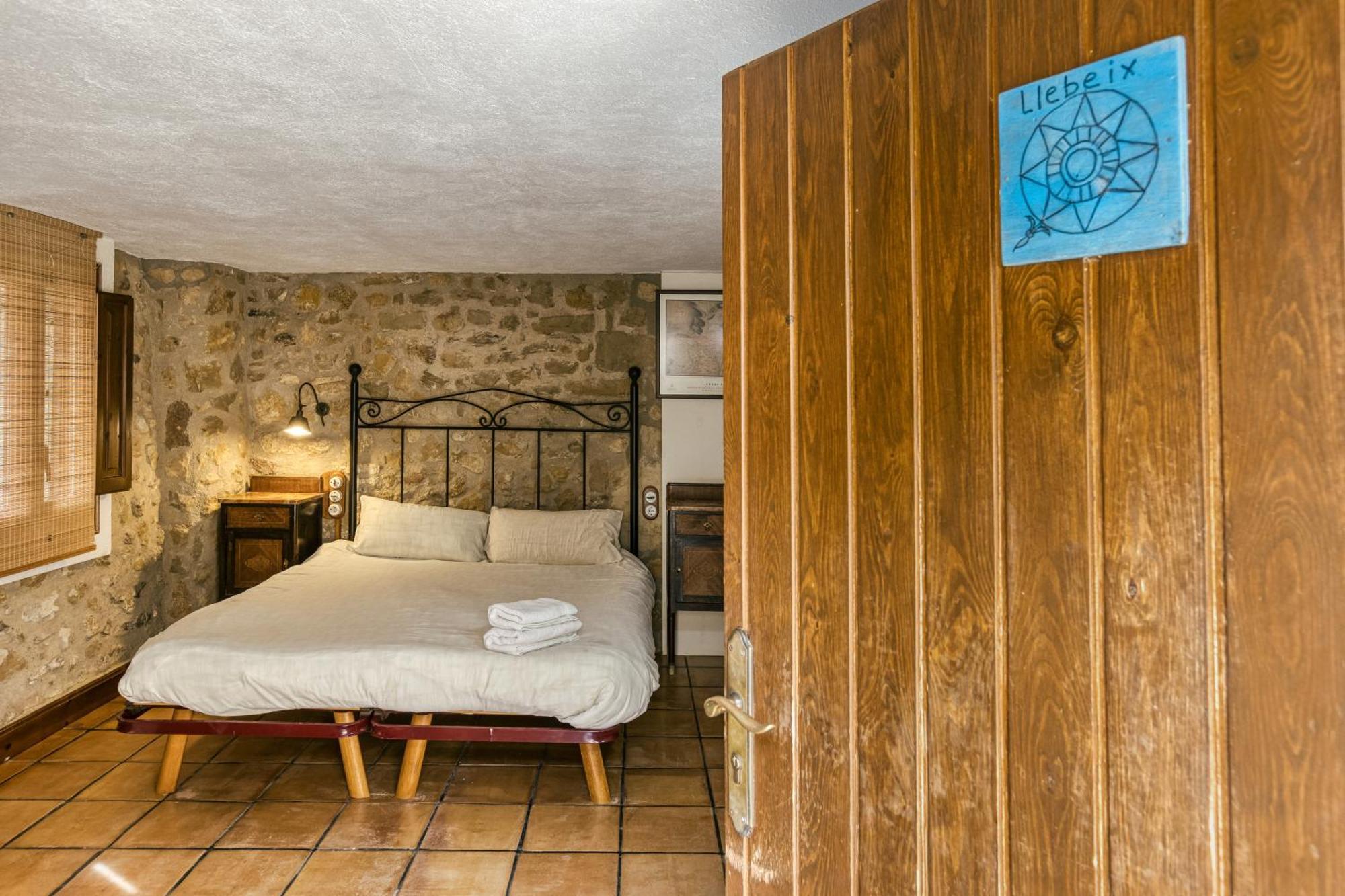 Casa Rural Mas Fuselles ジローナ エクステリア 写真